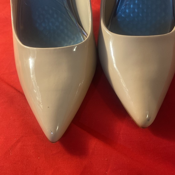 Mix No. 6 Patent Leather Tan Heels - Size 8 1/2 - Picture 11 of 11